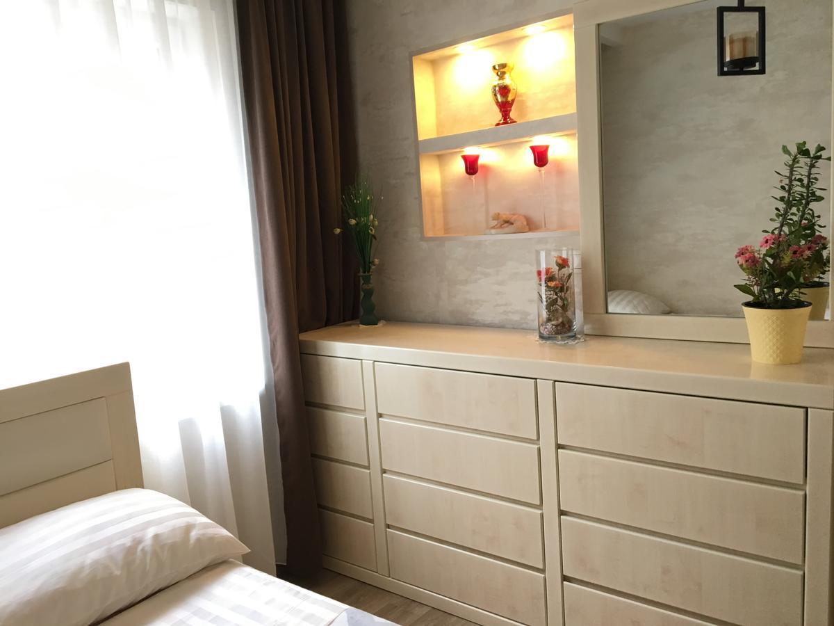 Newly Renovated House Apartment